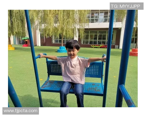 字母哥回忆初见妻子时的羞涩与2015年遭拒的心路历程