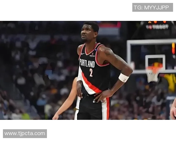 艾顿内线表现出色今日9球助力场均得分15分紧随字母哥之后位列联盟第二