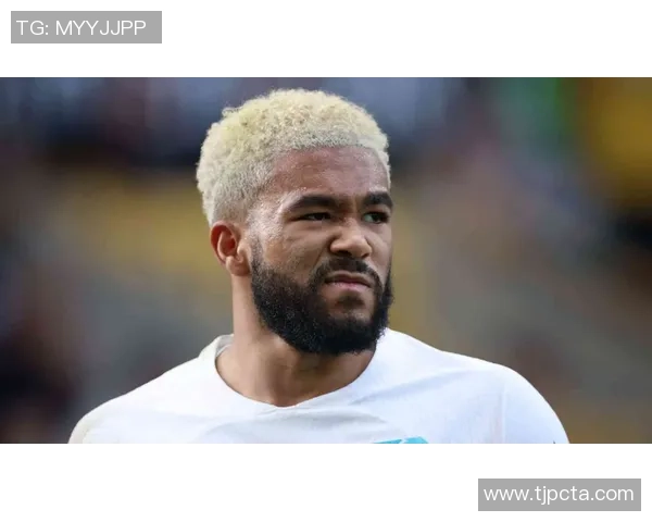 切尔西庆祝里斯詹姆斯达成200场里程碑展现纯血切尔西人风采